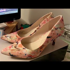 Alfani JEULLES Step Flex Floral Pump 8M